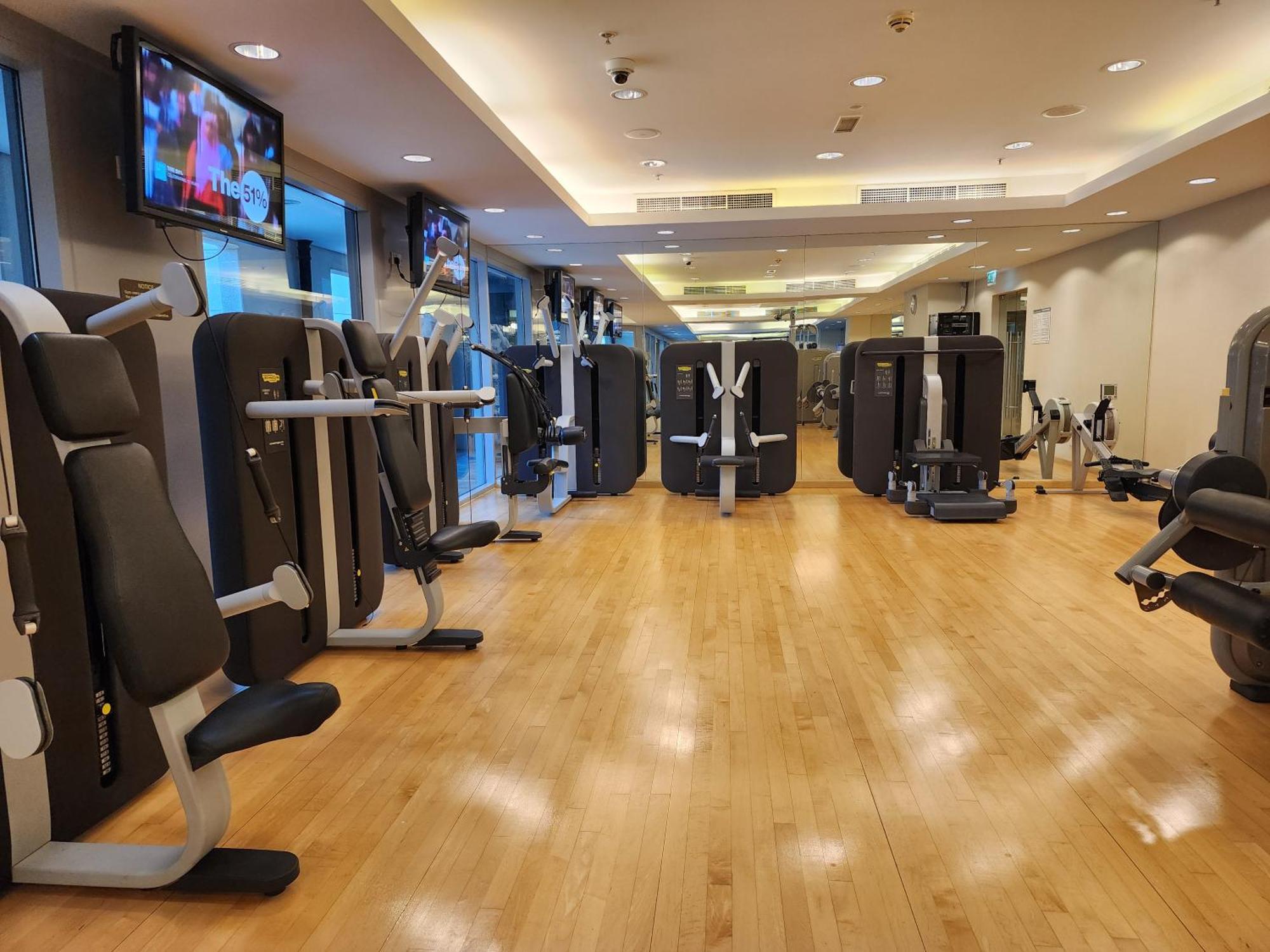 Appartamento Downtown Oasis, Burj Khalifa Views, Luxury Amenities Dubai Esterno foto